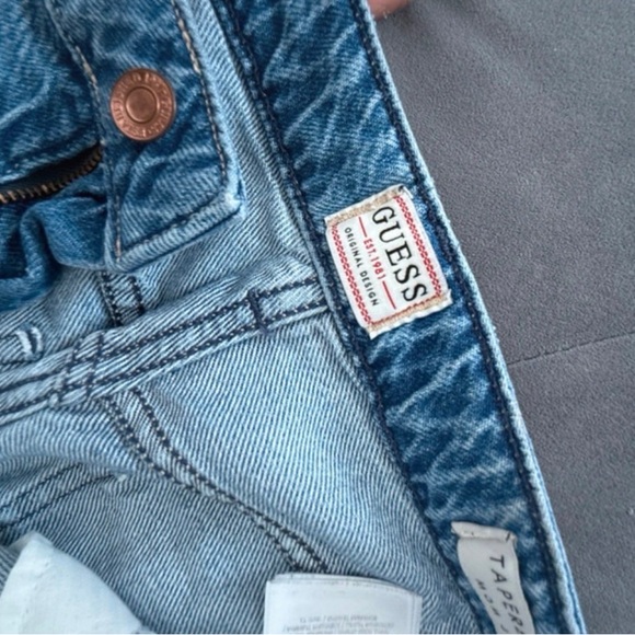 Guess Light Blue Mom Jeans - Picture 3 of 5